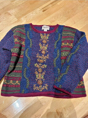 Vintage Woolrich Women's Geometric Sweater Blue & Purple Medium